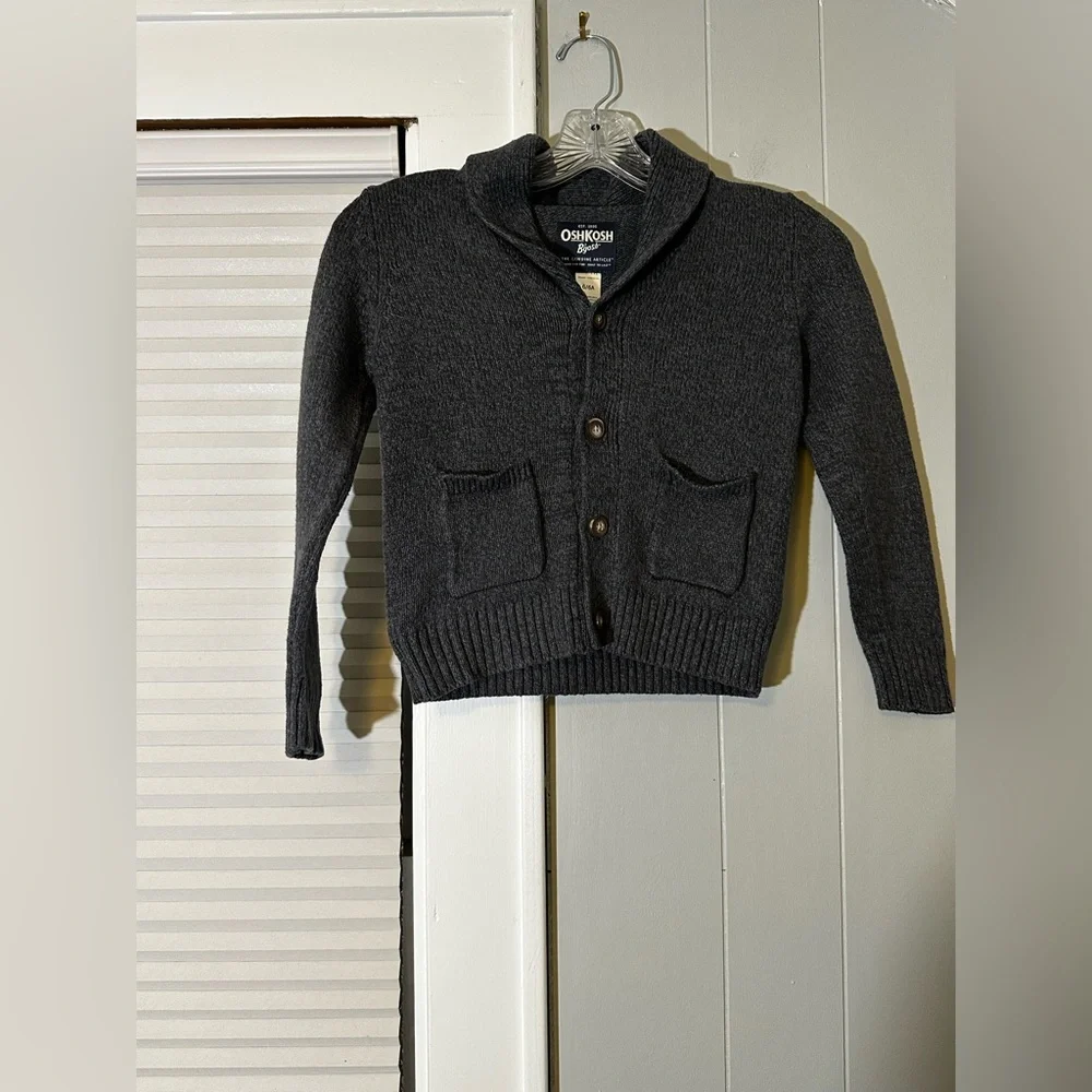 OshKosh B’gosh Boys Shawl Collar Cardigan Sweater Gray Size 6 EUC